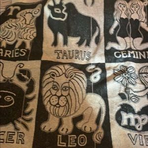 Horoscopes towel